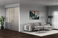 Edelstahlbeschläge in verschiedenen Ausführungen für eine Zimmertür aus Glas