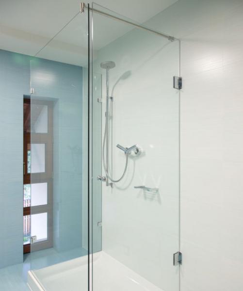 U-Dusche mit Seiteneinstieg und Stabilisator