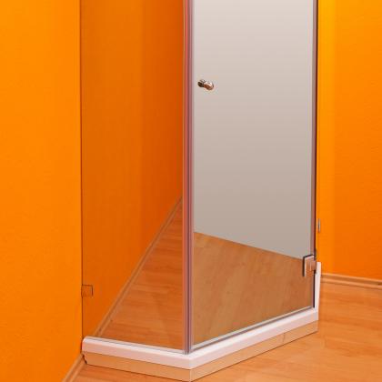 Dusche mit Spiegelglas